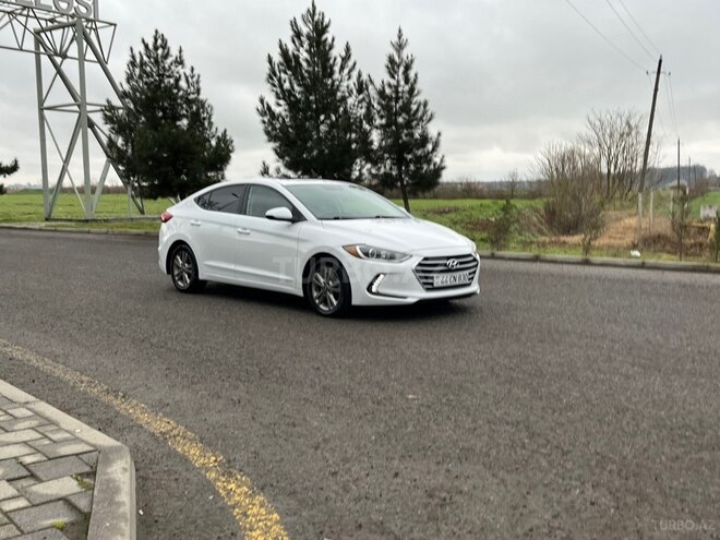 Hyundai Elantra 2017, 177,000 km - 2.0 l - Masallı