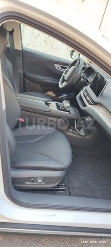 Hongqi  2024, 28,000 km - 0.0 l - Bakı