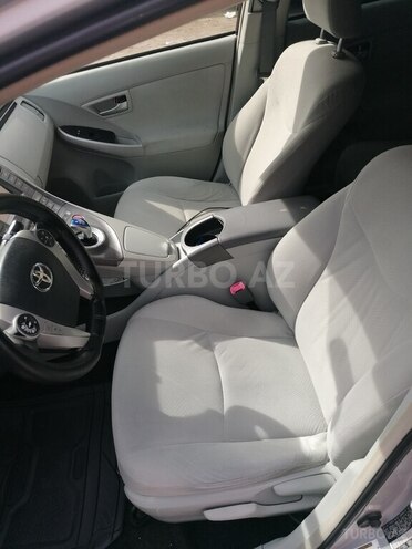Toyota Prius 2013, 214,000 km - 1.8 l - Bakı