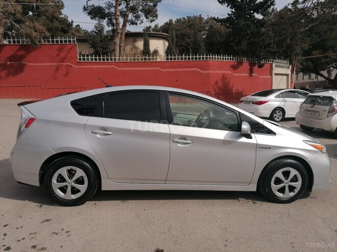 Toyota Prius 2013, 214,000 km - 1.8 l - Bakı