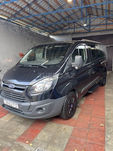 Ford Tourneo Custom-16