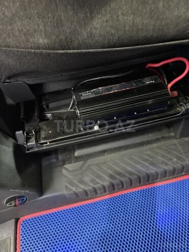 Ford Tourneo Custom-9