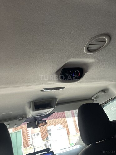 Ford Tourneo Custom-8