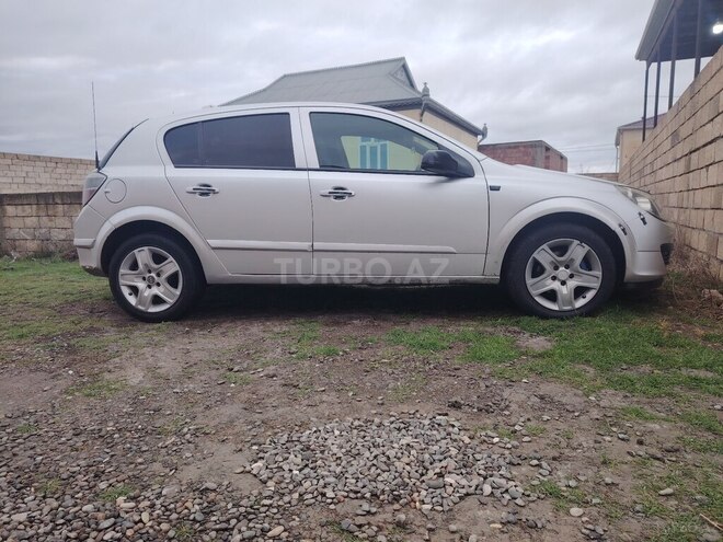 Opel Astra 2005, 300,000 km - 1.3 l - İmişli
