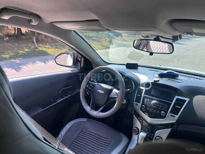 Chevrolet Cruze-2