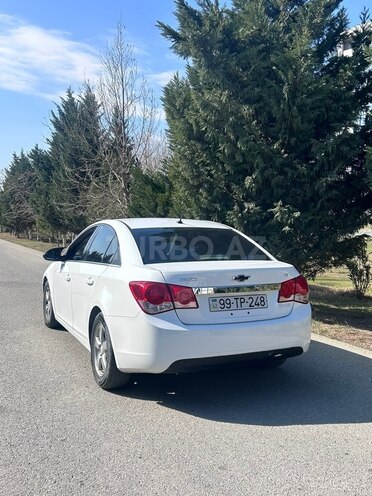 Chevrolet Cruze-6