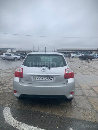 Toyota Auris 2010, 348,000 km - 1.4 л - Bakı