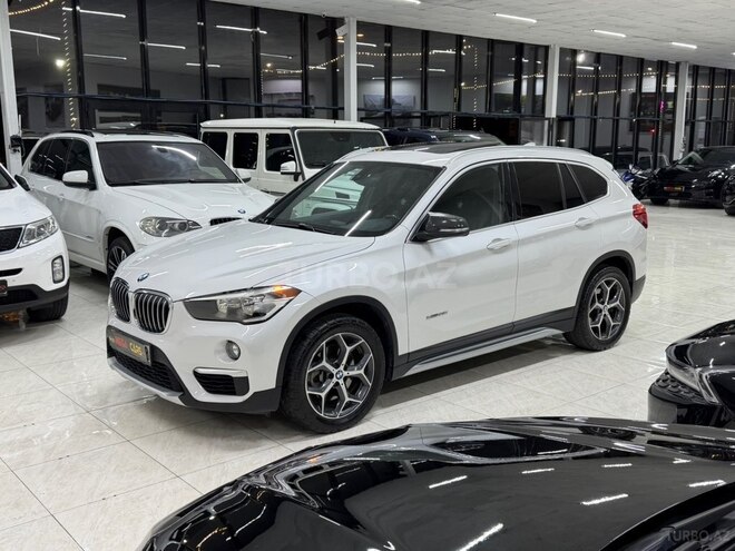 BMW X1-10