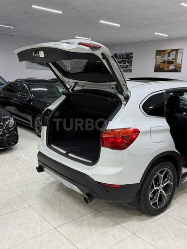 BMW X1-26