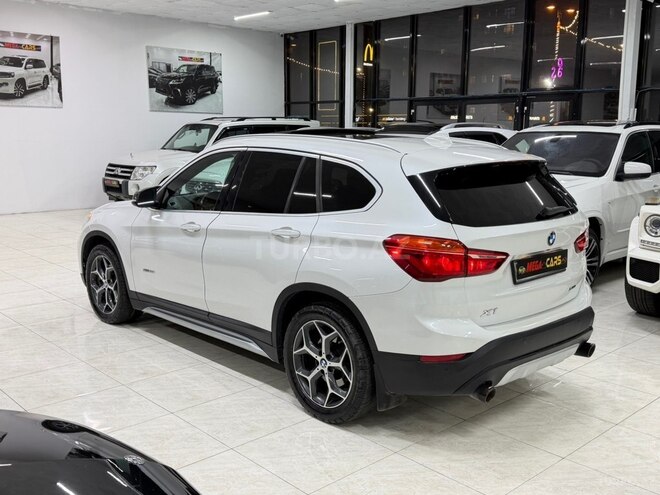 BMW X1-12