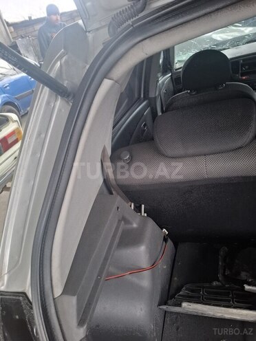 Kia Rio 2005, 100,000 km - 1.5 l - Biləsuvar