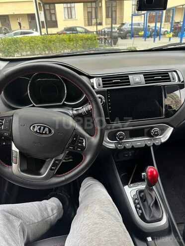 Kia Rio 2015, 123,000 km - 1.6 l - Bakı