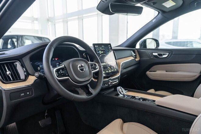 Volvo XC60-12