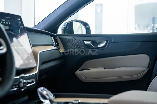Volvo XC60-13