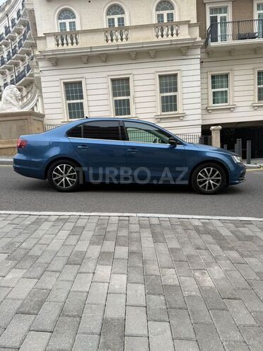 Volkswagen Jetta-7