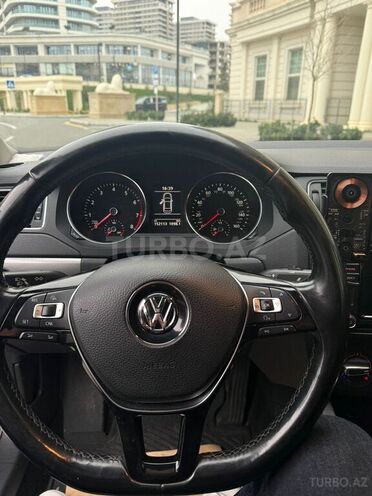 Volkswagen Jetta-14