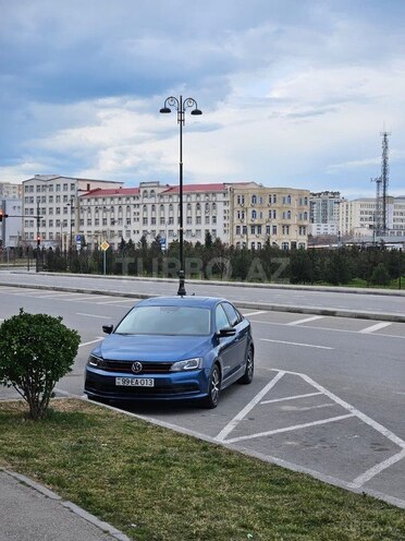 Volkswagen Jetta-20