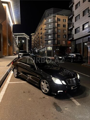 Mercedes E 350 2009, 219,000 km - 3.5 l - Bakı