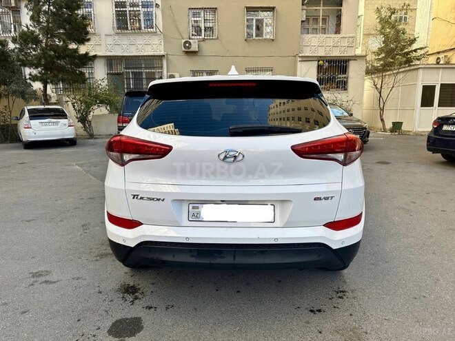Hyundai Tucson 2015, 181,000 km - 1.7 l - Bakı