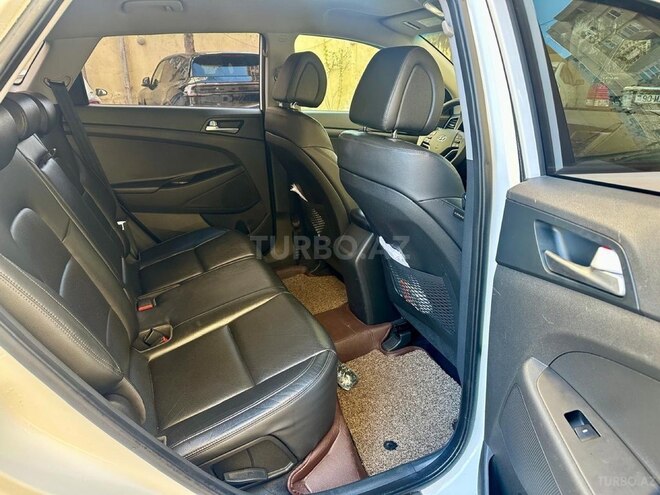 Hyundai Tucson 2015, 181,000 km - 1.7 l - Bakı