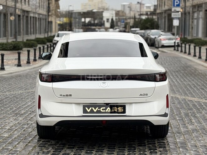 Changan Qiyuan A05-8