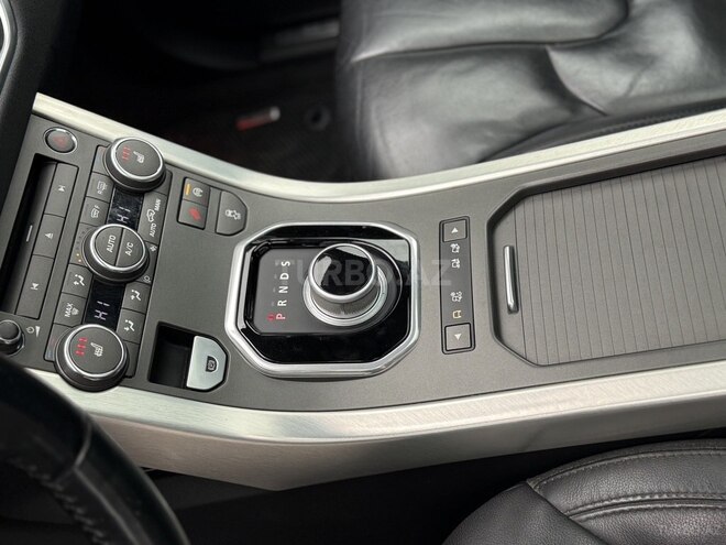 Land Rover RR Evoque-16