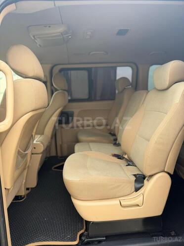 Hyundai H-1 2012, 215,000 km - 2.5 l - Bakı