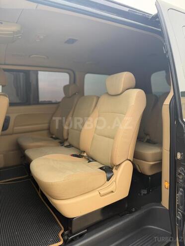 Hyundai H-1 2012, 215,000 km - 2.5 l - Bakı
