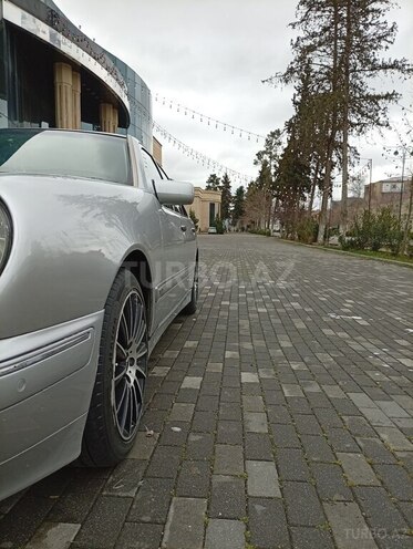 Mercedes E 300 1998, 412,331 km - 3.0 l - İmişli