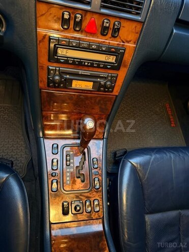 Mercedes E 240 1998, 403,000 km - 2.4 l - Bakı