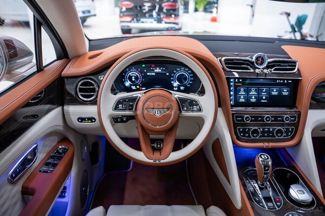 Bentley Bentayga-9