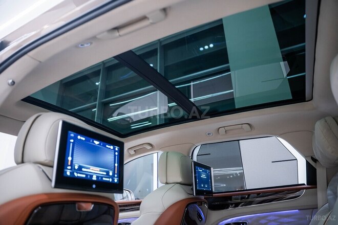 Bentley Bentayga-15