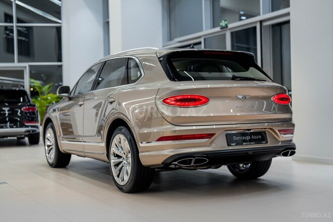 Bentley Bentayga-6