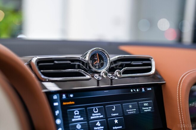 Bentley Bentayga-18