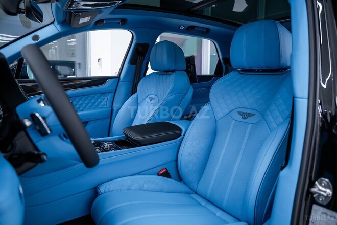 Bentley Bentayga-12