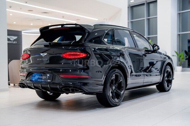 Bentley Bentayga-8