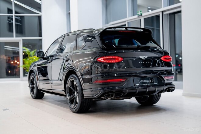 Bentley Bentayga-6