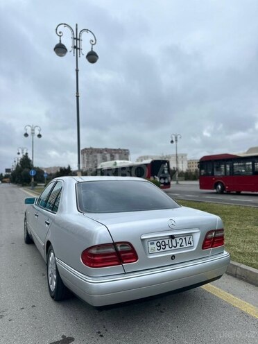 Mercedes E 240 1998, 358,654 km - 2.4 л - Bakı