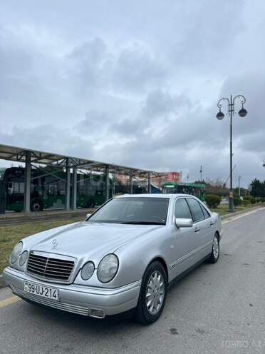 Mercedes E 240 1998, 358,654 km - 2.4 л - Bakı