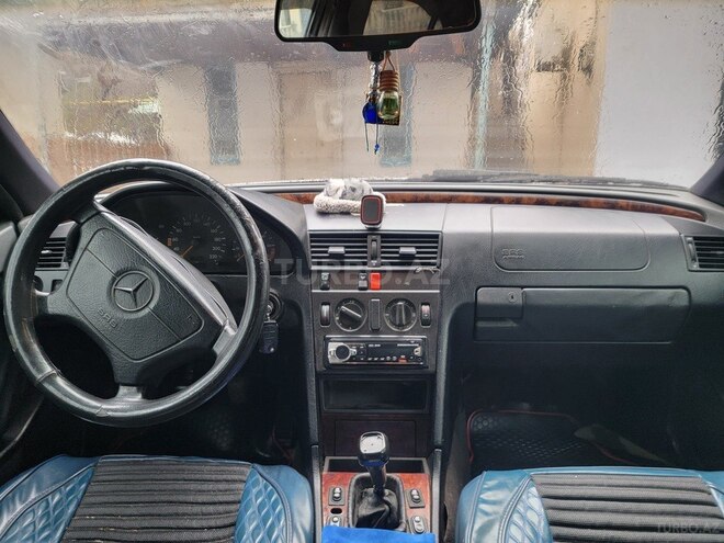 Mercedes C 200-3