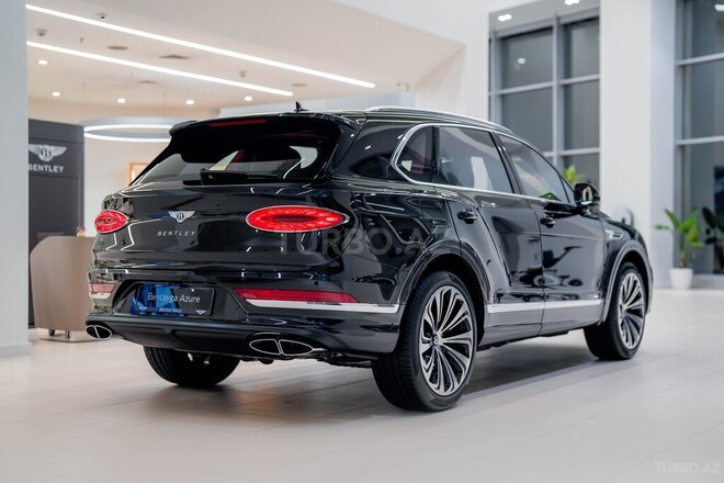 Bentley Bentayga-8