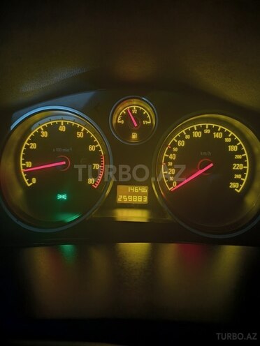 Opel Astra 2005, 259,000 km - 1.4 l - Şəki