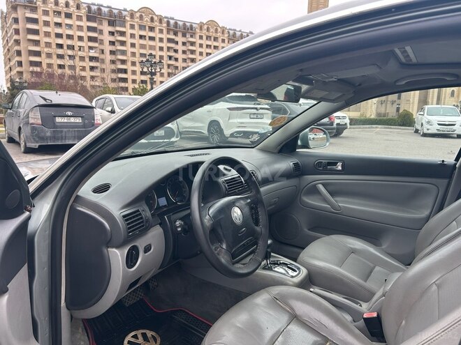 Volkswagen Passat 2004, 255,009 km - 1.8 l - Bakı