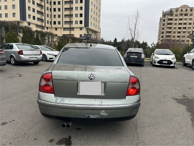 Volkswagen Passat 2004, 255,009 km - 1.8 l - Bakı