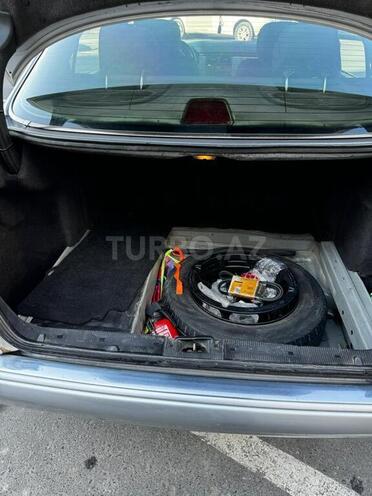 Mercedes E 220-9
