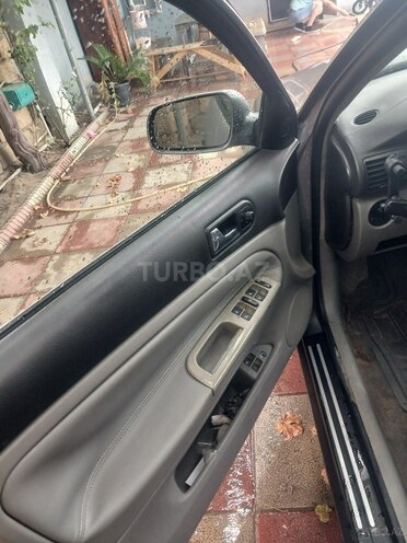 Volkswagen Passat 2003, 230,129 km - 1.8 l - Sumqayıt