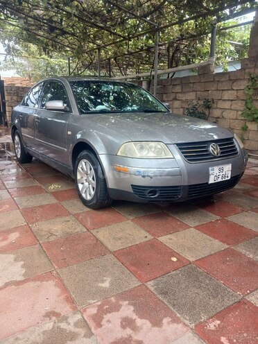 Volkswagen Passat 2003, 230,129 km - 1.8 l - Sumqayıt