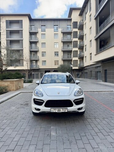 Porsche Cayenne Turbo 2012, 65,000 km - 4.8 l - Bakı