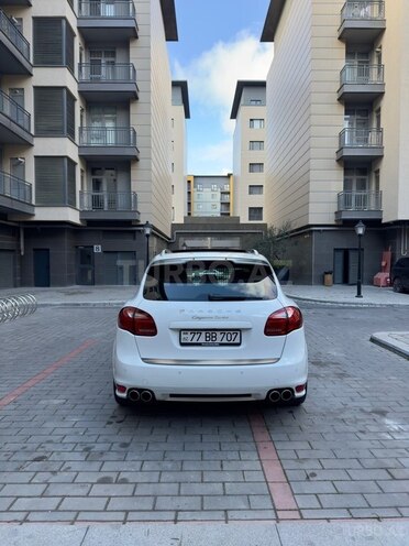Porsche Cayenne Turbo 2012, 65,000 km - 4.8 l - Bakı