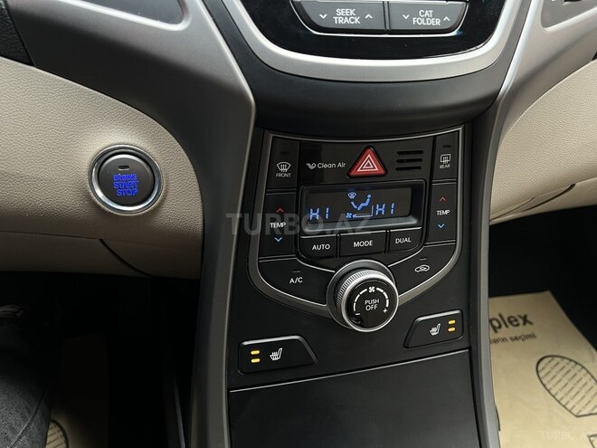 Hyundai Elantra 2015, 238,183 km - 1.8 l - Bakı
